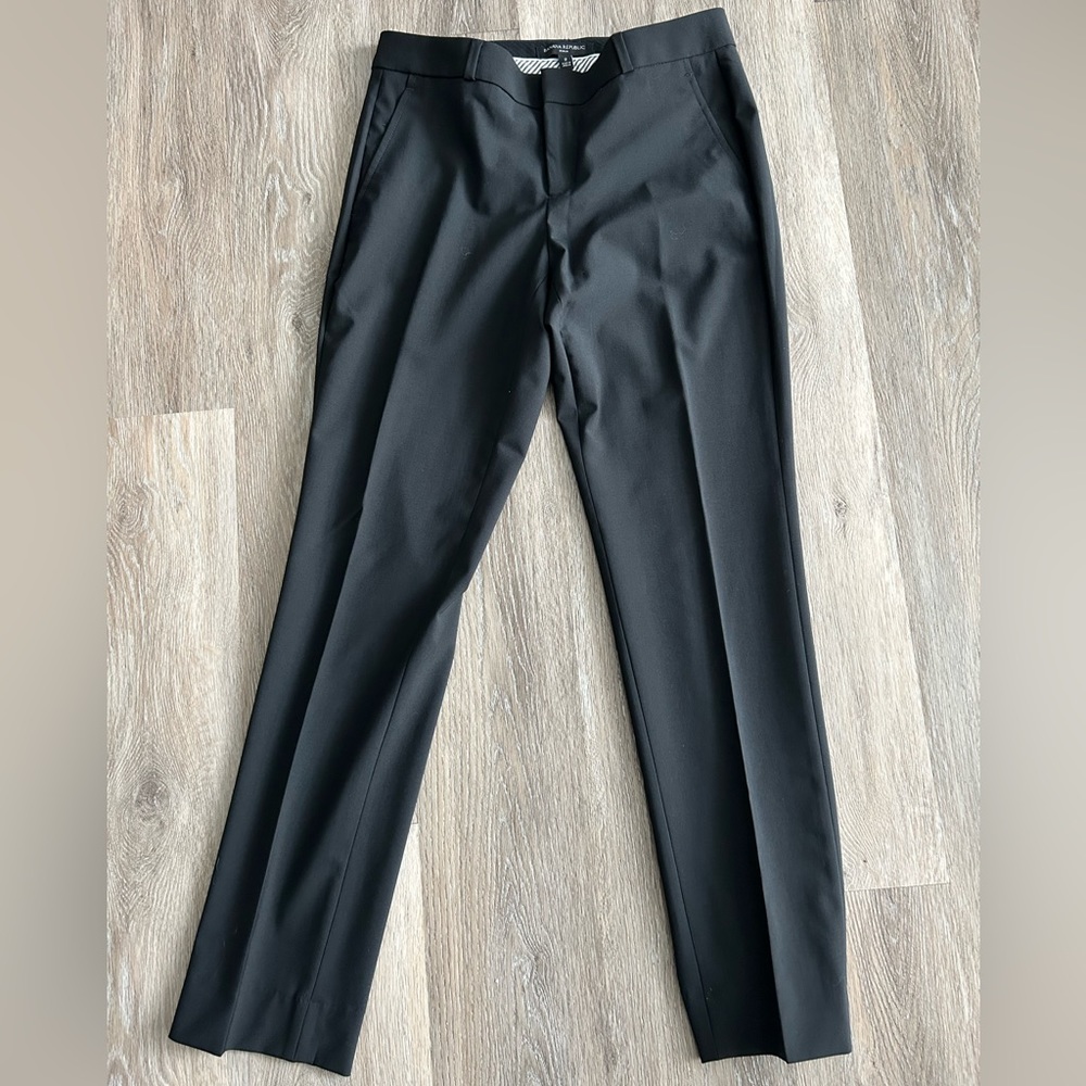 Banana Republic Black Ryan Pant, Size 2